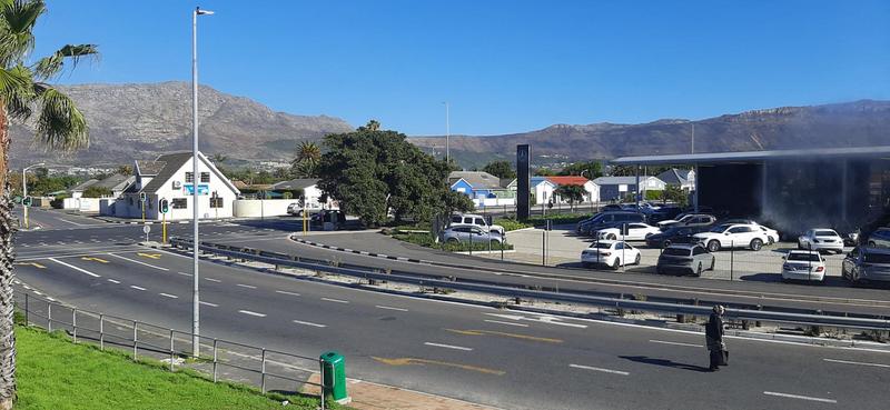 To Let commercial Property for Rent in Tokai Western Cape